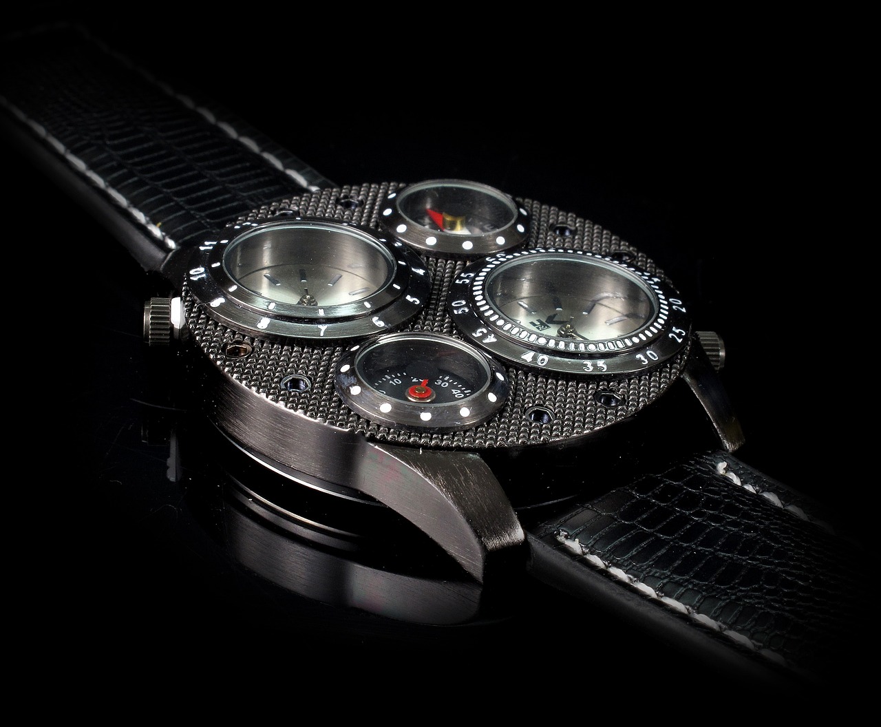 Choisir une montre Armani ou une montre Hugo Boss pour un homme élégant
