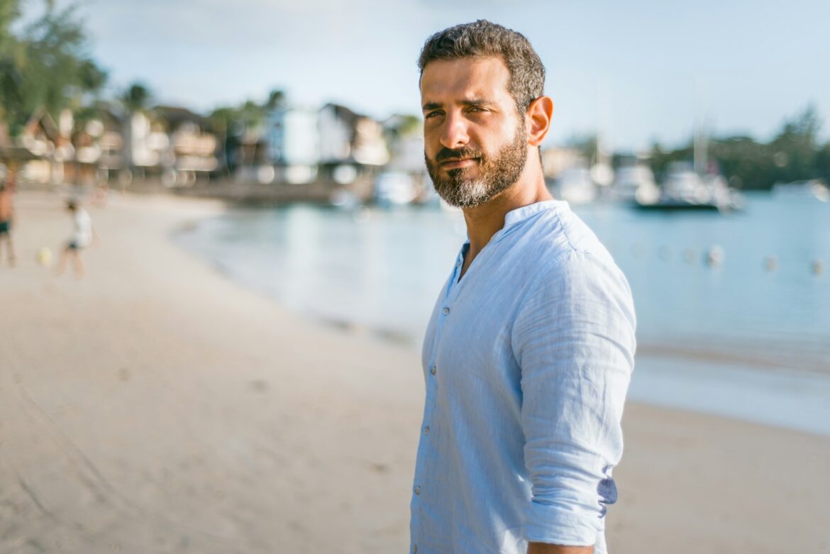 Décrypter les Tendances avec le Magazine Homme, Votre Guide Incontournable