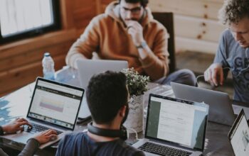 S’exprimer librement sur le net : Un droit fondamental à préserver et à valoriser